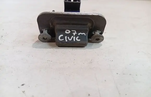 Tailgate opening switch