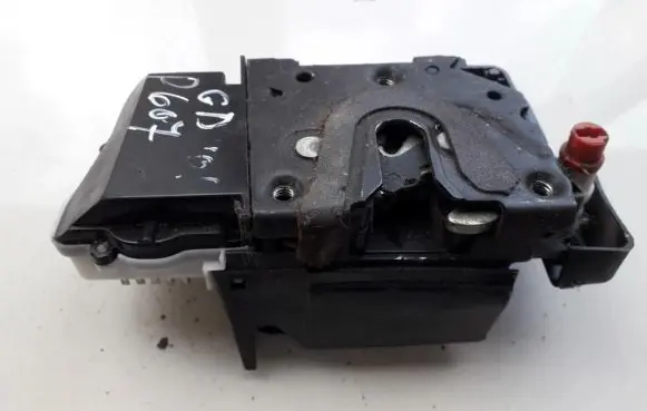 Peugeot 607 Rear door lock
