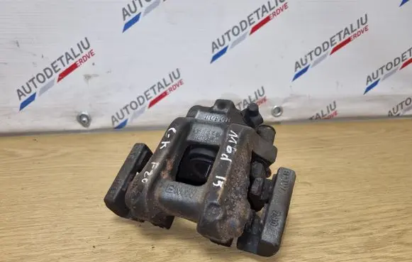 BMW 1 F20 F21 Rear brake caliper 1129040