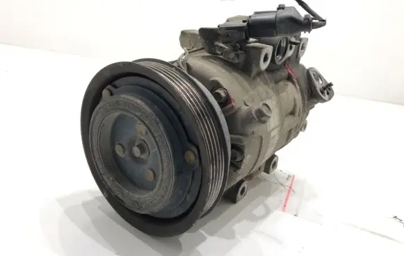 KIA Ceed Air conditioning (A/C) compressor (pump) F500AN80A03