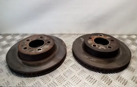 Jeep Cherokee III KJ Front brake disc