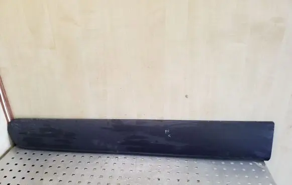 Volvo XC70 Front door trim (molding) 9190884