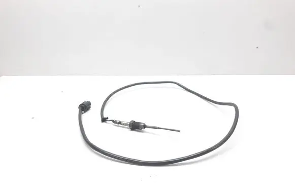 BMW 2 F46 Exhaust gas temperature sensor 8570121