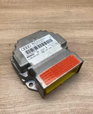 Audi A8 S8 D3 4E Airbag control unit/module 4E0959655H 0285001672 8083