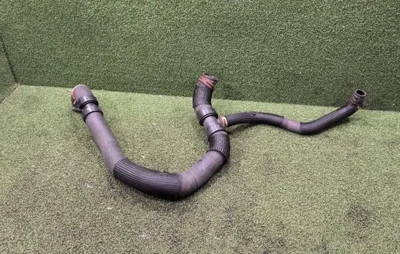 Opel Vivaro Engine coolant pipe/hose 215012747R 93450191