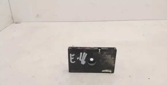 BMW 3 E46 Aerial antenna amplifier 8377815