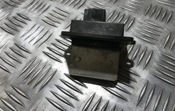 Mazda 626 Heater blower motor/fan resistor hb151ga5ra 2h22