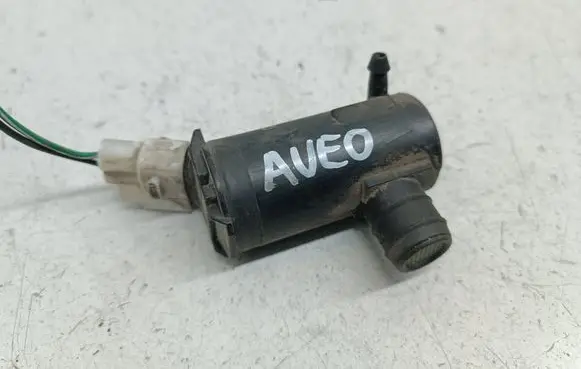 Chevrolet Aveo Windscreen/windshield washer pump 12V8J06