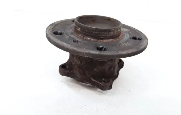 Mercedes-Benz B W245 Rear wheel hub