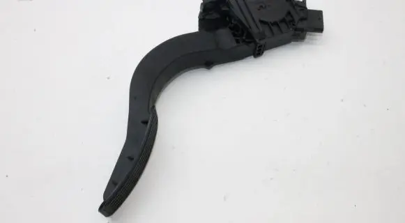 Tesla Model Y Accelerator throttle pedal 762321156967 6PV014021