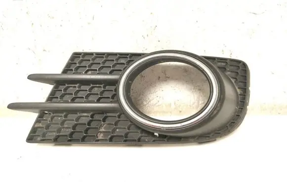 Volkswagen Tiguan Front bumper lower grill 5N0853665H