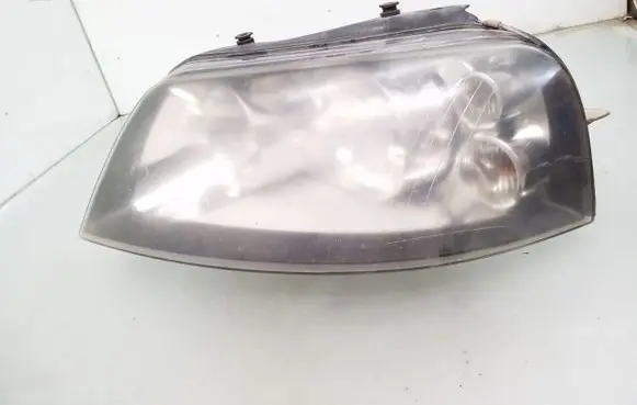 Seat Alhambra (Mk1) Headlight/headlamp 0301182211 7M7941015