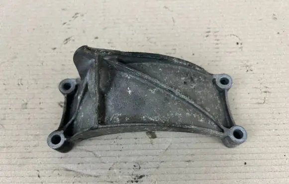 Audi A6 S6 C7 4G Generator/alternator bracket 06E903143D VR5D6S7277