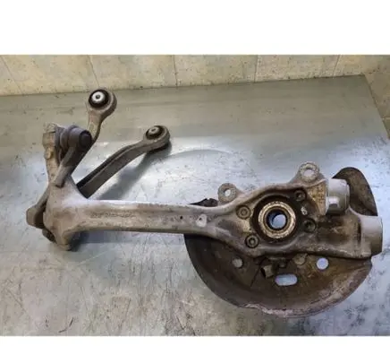 Audi A8 S8 D3 4E Front wheel hub spindle knuckle 4E0258