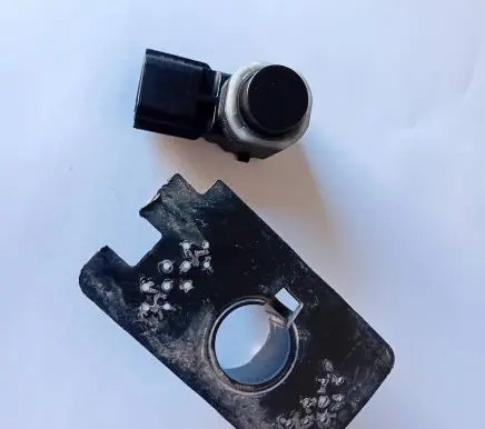 Dacia Sandero III Parking PDC sensor 284429097R 303957 2810201110