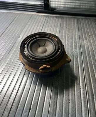 Audi A6 S6 C6 4F Front door speaker 4F0035411A