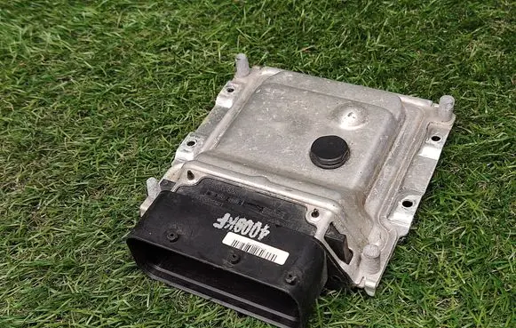 KIA Picanto Engine control unit/module 3911104055