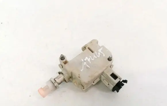 Audi A6 S6 C6 4F Central locking motor 4F0862153B