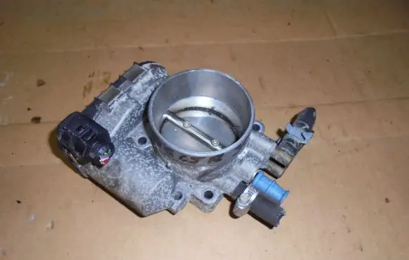 Audi A6 S6 C5 4B Throttle valve