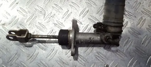Mitsubishi Carisma Clutch master cylinder