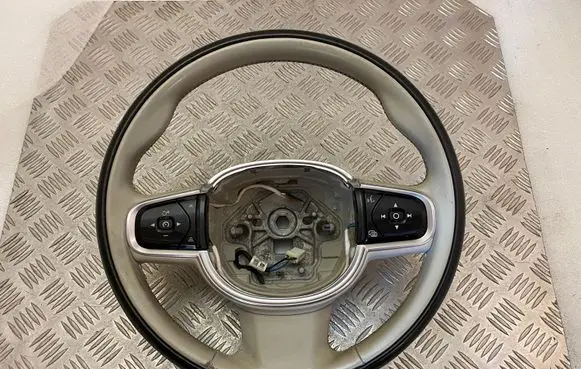 Volvo XC90 Steering wheel 31407818