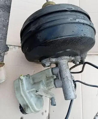 Opel Vectra C Brake booster 13126710