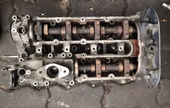 Ford Focus Engine head RFBM5G-6090-EB