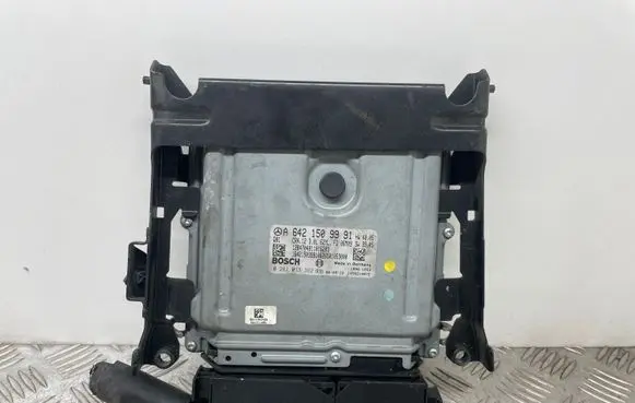 Mercedes-Benz E W211 Engine control unit/module A6421509991 0281013392