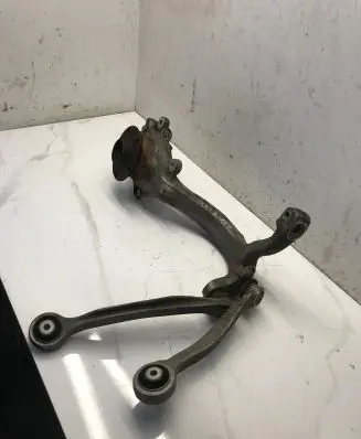 Audi A6 S6 C6 4F Front wheel hub spindle knuckle