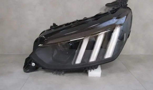Peugeot 208 Headlight/headlamp 9823194180 01HCRPL126 90123733