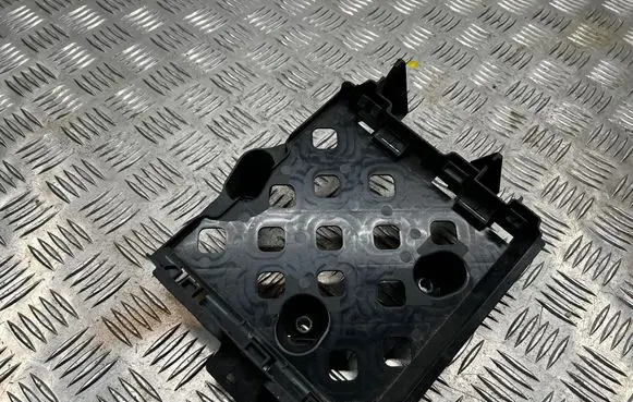 Audi Q5 SQ5 Engine control unit holder 80A907647A