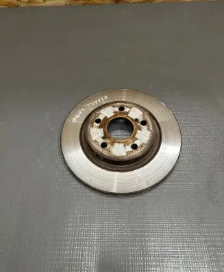 Toyota Avensis T270 Rear brake disc