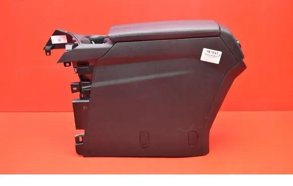 Peugeot 5008 Center console AA37887674