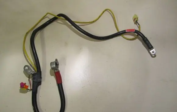 Positive cable (battery)