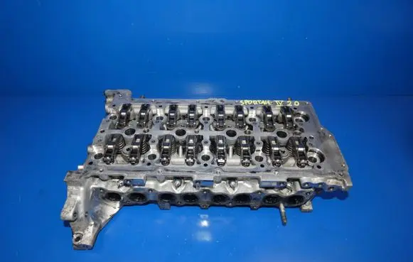 KIA Sportage Engine head 221112F600