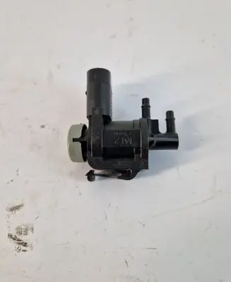 Skoda Fabia Mk1 (6Y) Turbo solenoid valve 1J0906283C