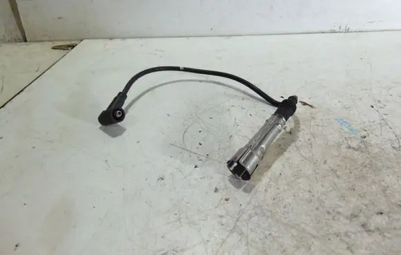 Audi A4 S4 B5 8D Ignition plug leads 037035255
