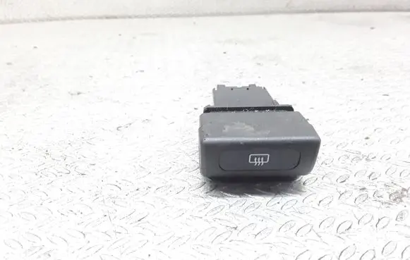 Subaru Forester SF Windscreen/window heater switch