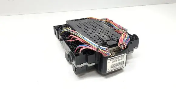 Volvo S60 Fuse module 08696098 08679899
