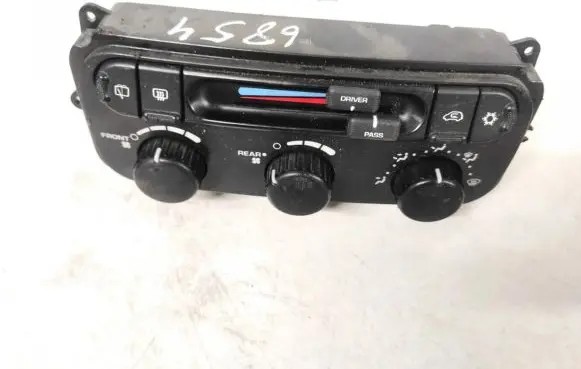 Chrysler Town & Country IV Climate control unit 05175359aa