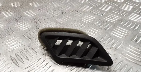 Nissan Qashqai Dashboard side air vent grill/cover trim