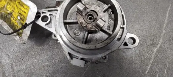 BMW 3 E36 Vacuum pump 2249939