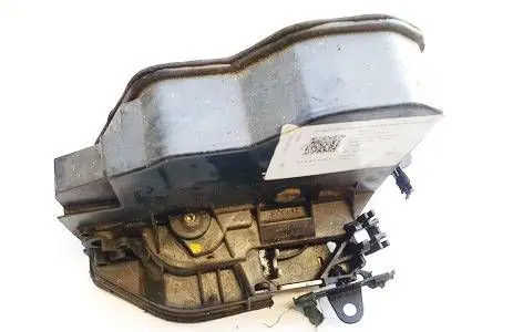 BMW 1 E81 E87 Front door lock 7167072 A046998