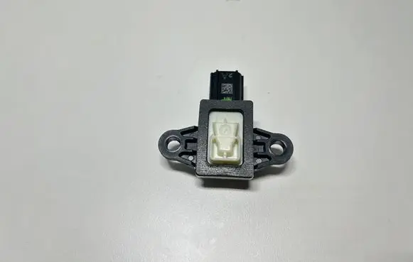 Volvo V40 Cross country Airbag deployment crash/impact sensor 31360986