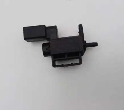 Volkswagen PASSAT B6 Turbo solenoid valve 037906283C