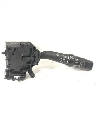 Toyota Avensis T250 Wiper control stalk 173654