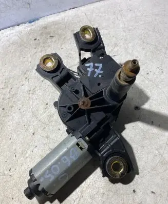 Volkswagen PASSAT B6 Rear window wiper motor 3C9955711 50291109