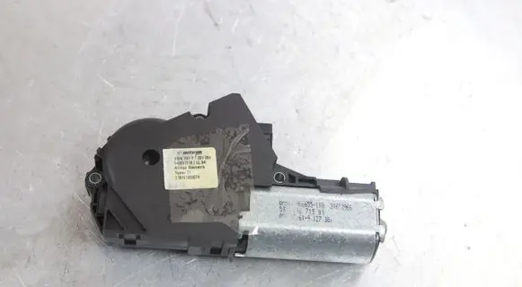 BMW 5 GT F07 Sunroof motor/actuator 7221364