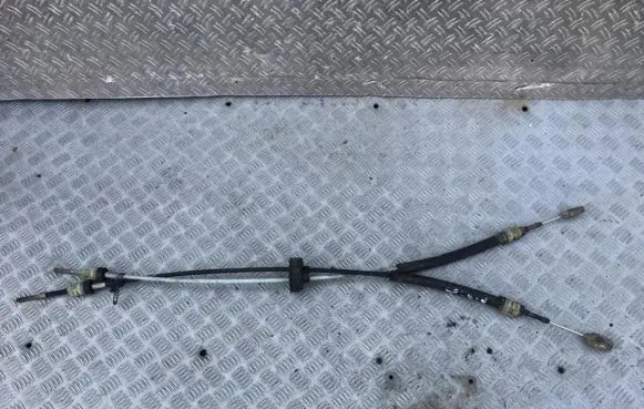 Mitsubishi Space Star Gear shift cable linkage