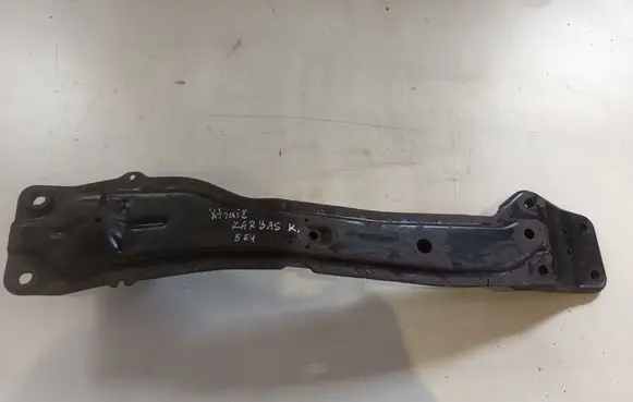 Nissan X-Trail T30 Gear shift cable bracket 